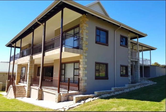 Odendaal'S Ridge Apartment Clarens Exterior photo
