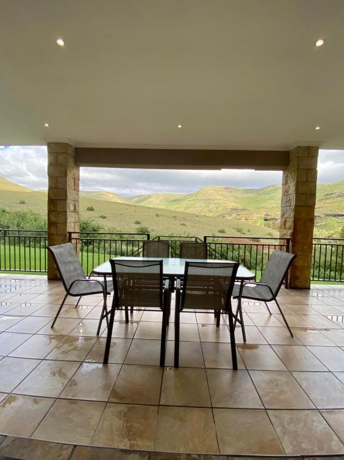 Odendaal'S Ridge Apartment Clarens Exterior photo