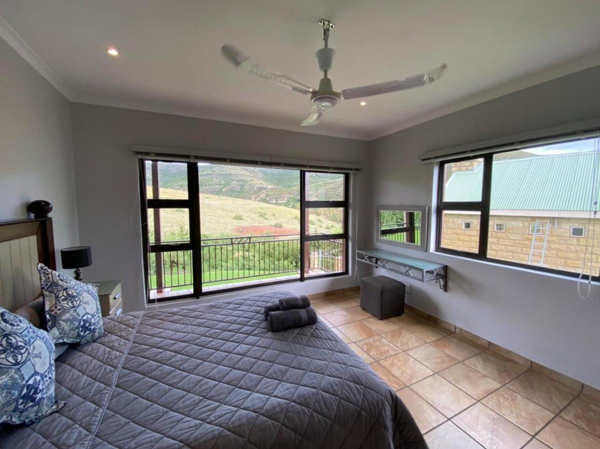 Odendaal'S Ridge Apartment Clarens Exterior photo