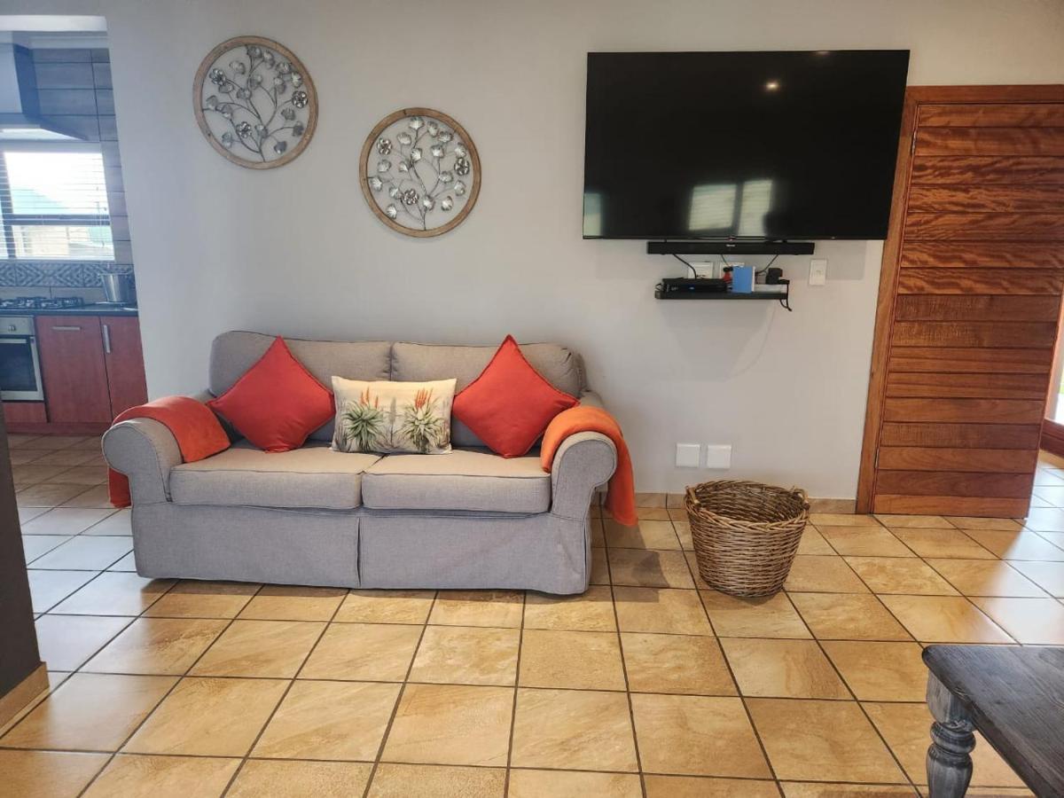 Odendaal'S Ridge Apartment Clarens Exterior photo